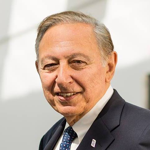 Robert Gallo, Scientist Who Co-Discovered HIV Offers Guidance to Patients as Omicron Increases Image